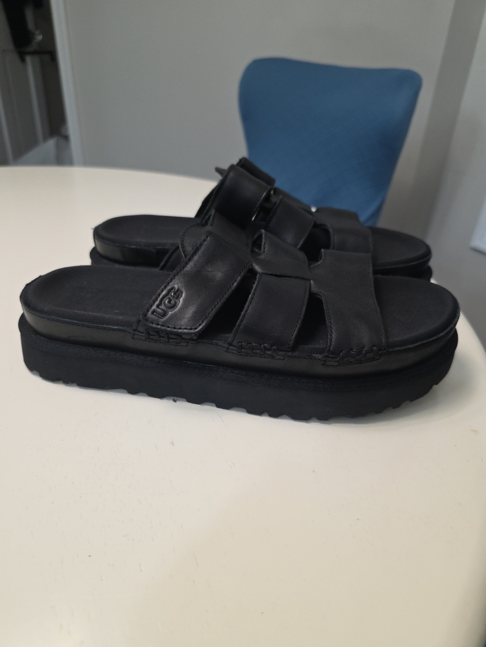 Ugg Goldenstar Slide Size 9.5